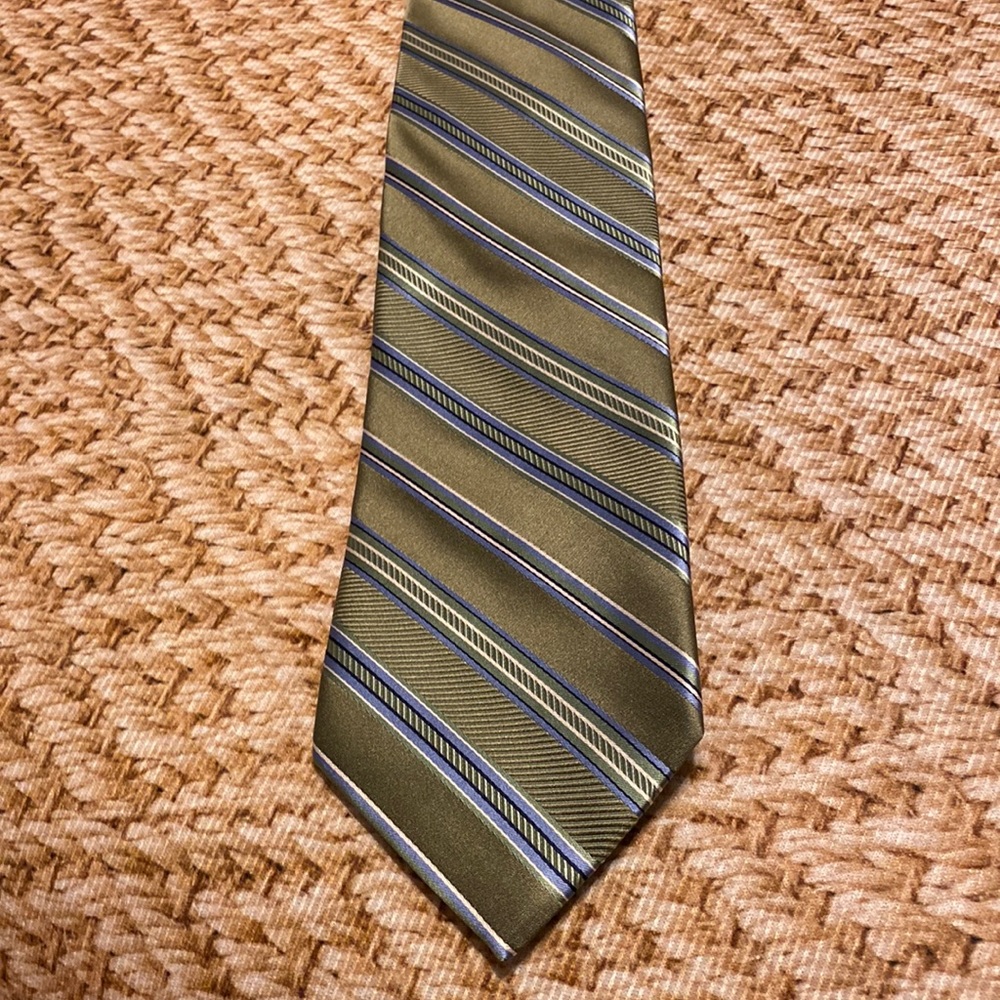Tie